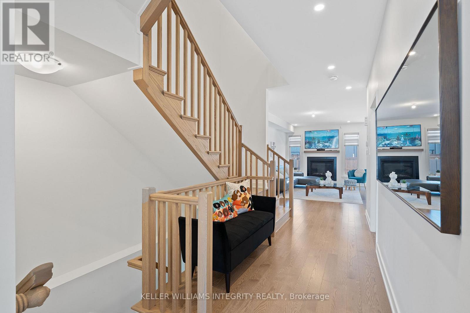 












3297 FINDLAY CREEK DRIVE

,
Ottawa,




Ontario
K1T0V2

