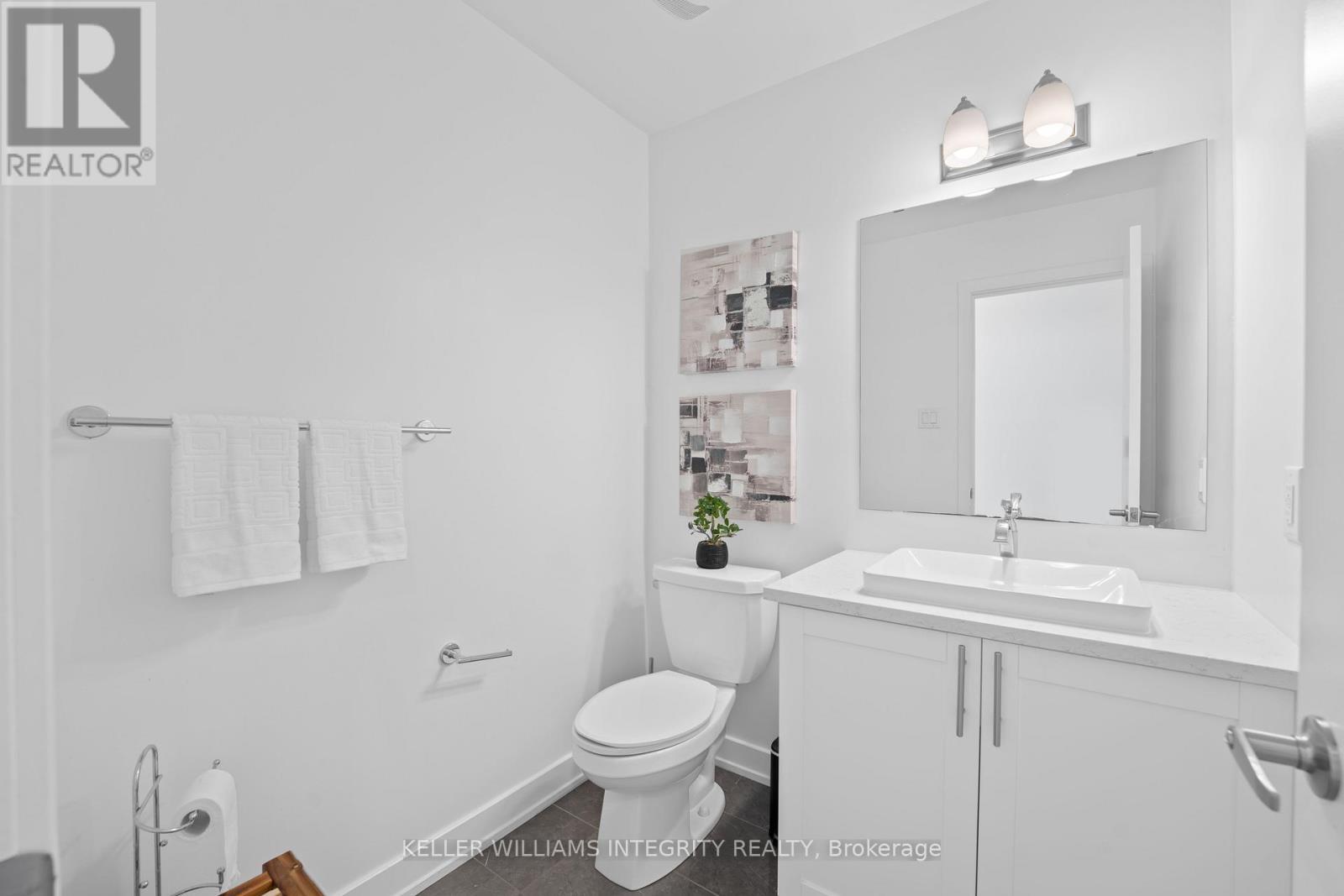 












3297 FINDLAY CREEK DRIVE

,
Ottawa,




Ontario
K1T0V2

