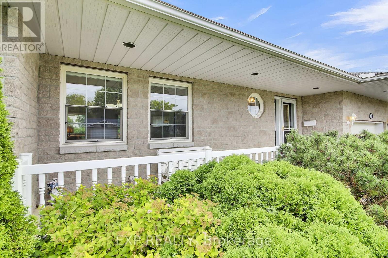 












40 EVELYN STREET

,
Mississippi Mills,




Ontario
K0A1A0

