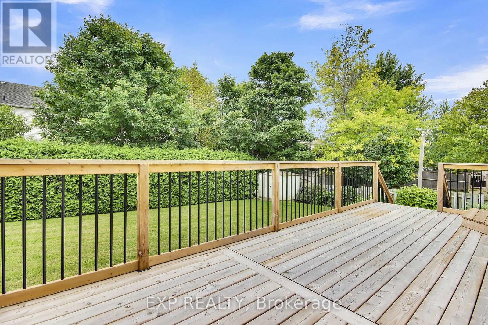 












40 EVELYN STREET

,
Mississippi Mills,




Ontario
K0A1A0

