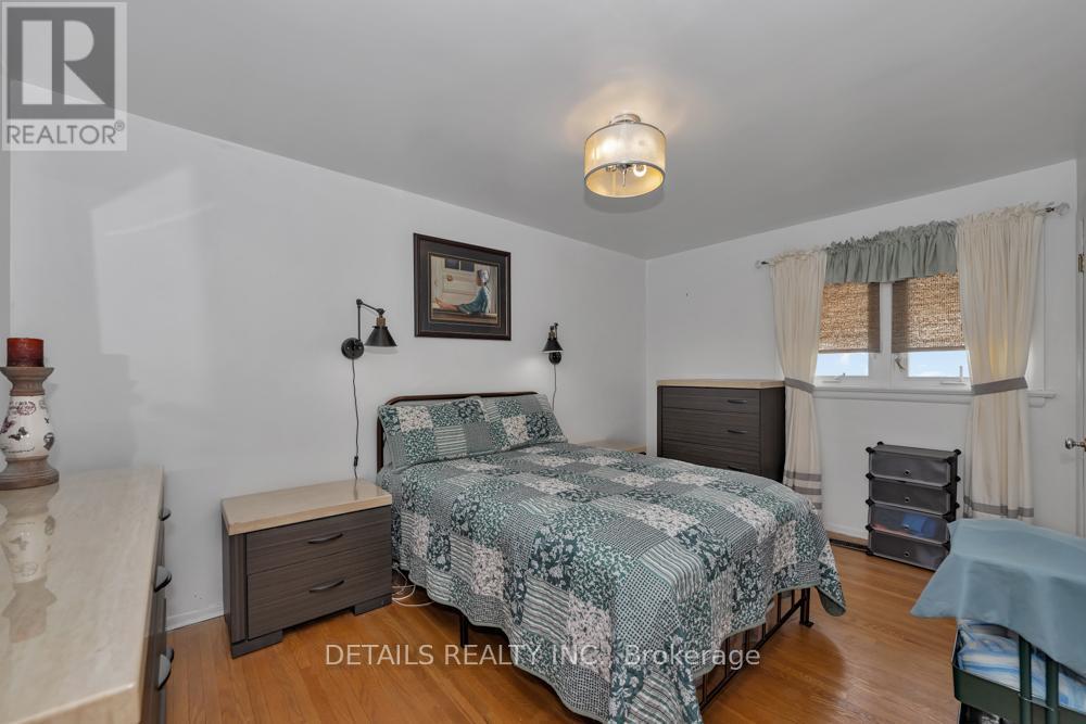 












101 CHARLES STREET

,
Arnprior,




Ontario
K7S1A9

