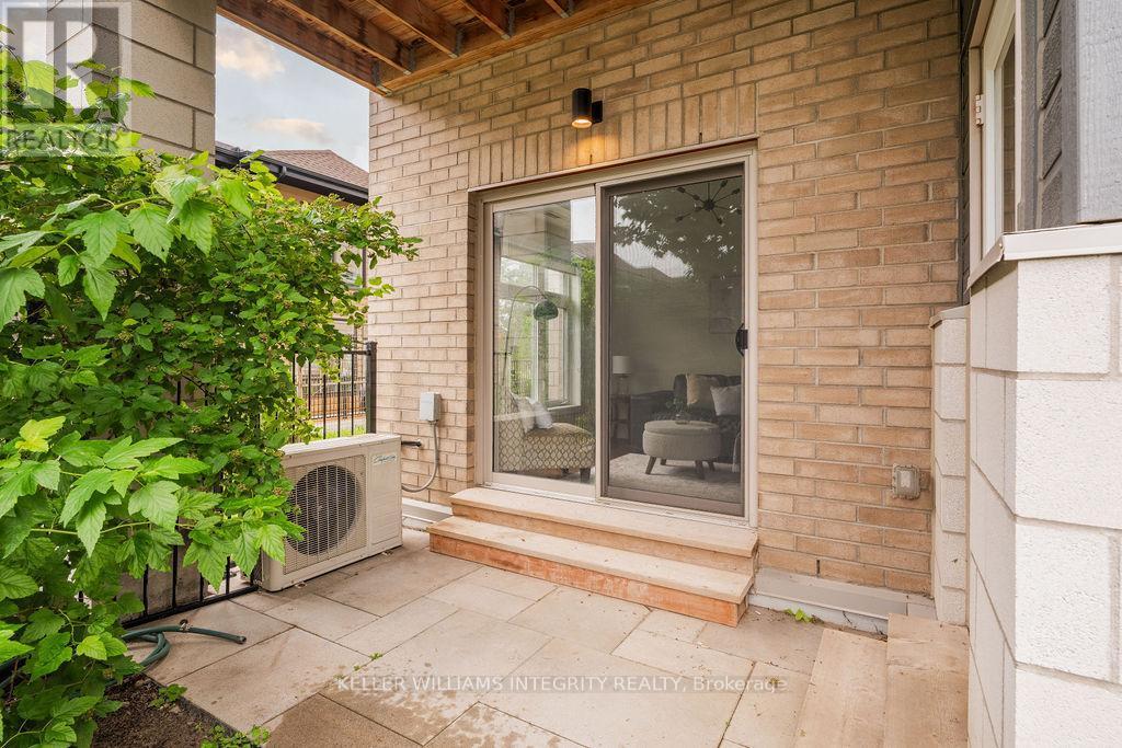 












102 - 2785 BASELINE ROAD

,
Ottawa,




Ontario
K2H1G9

