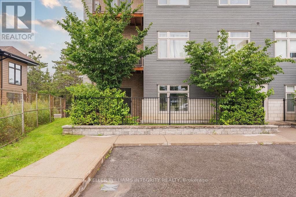 












102 - 2785 BASELINE ROAD

,
Ottawa,




Ontario
K2H1G9


