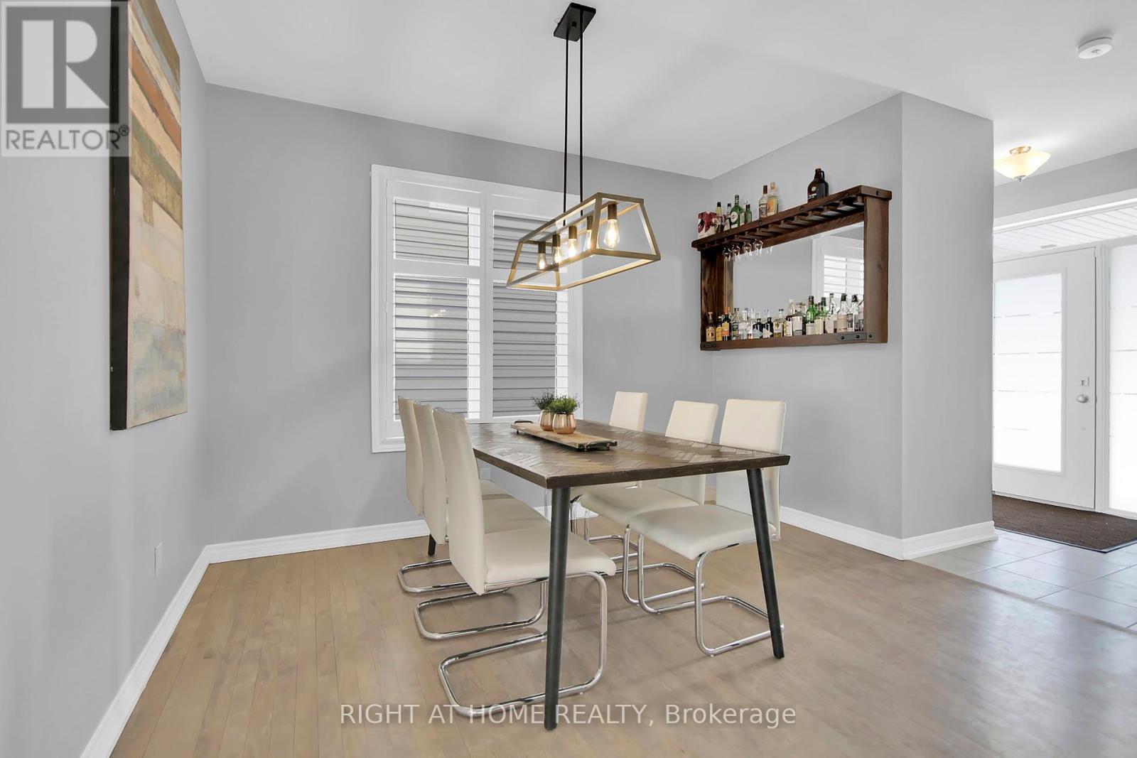 












68 PELHAM CRESCENT

,
Ottawa,




Ontario
K0A2Z0

