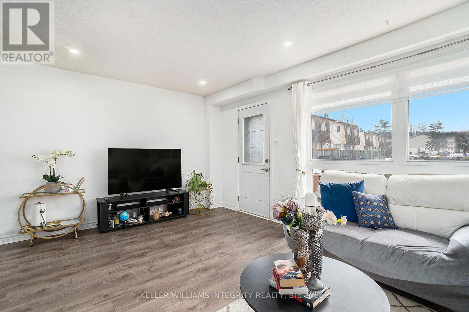 












A - 85 SEYTON DRIVE

,
Ottawa,




Ontario
K2H8Y7

