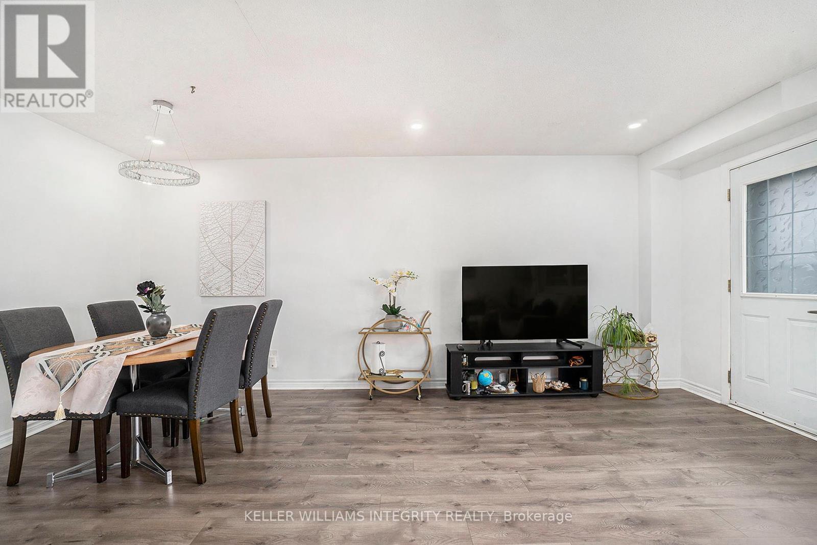 












A - 85 SEYTON DRIVE

,
Ottawa,




Ontario
K2H8Y7

