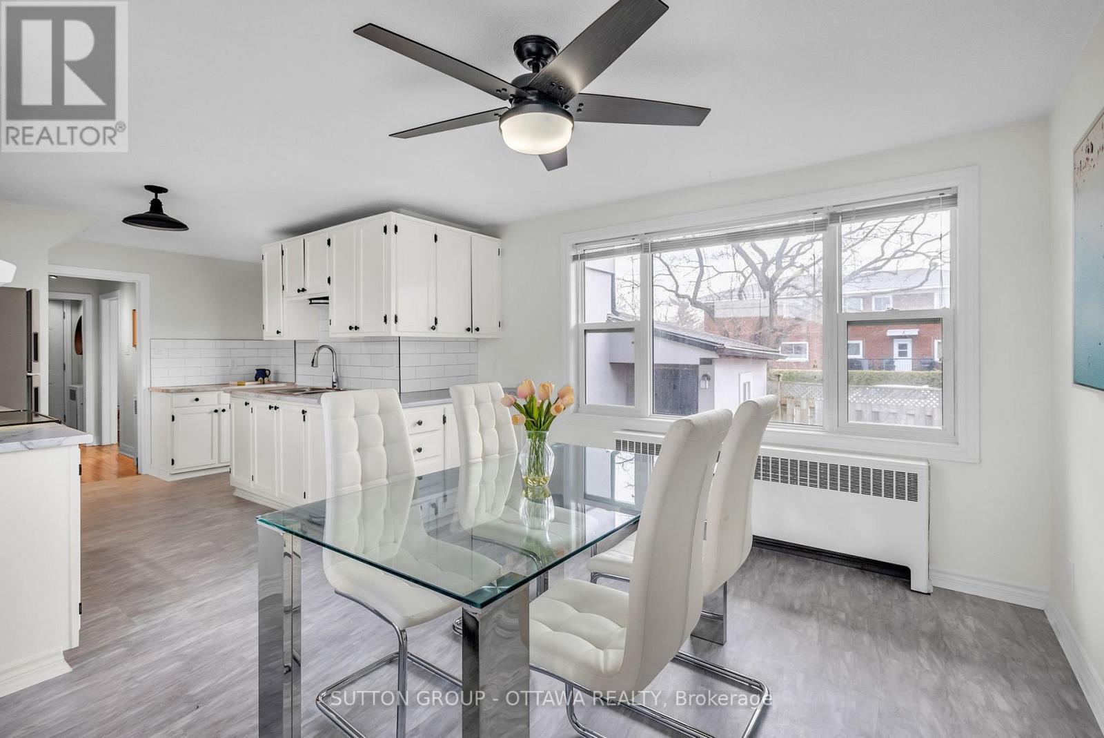 












1371 WOODWARD AVENUE SE

,
Ottawa,




Ontario
K1Z7V7

