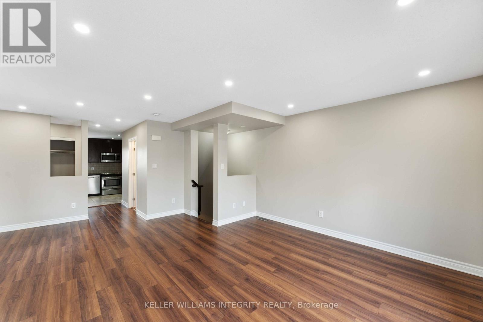 












3363 CAMBRIAN ROAD

,
Ottawa,




Ontario
K2J1S3

