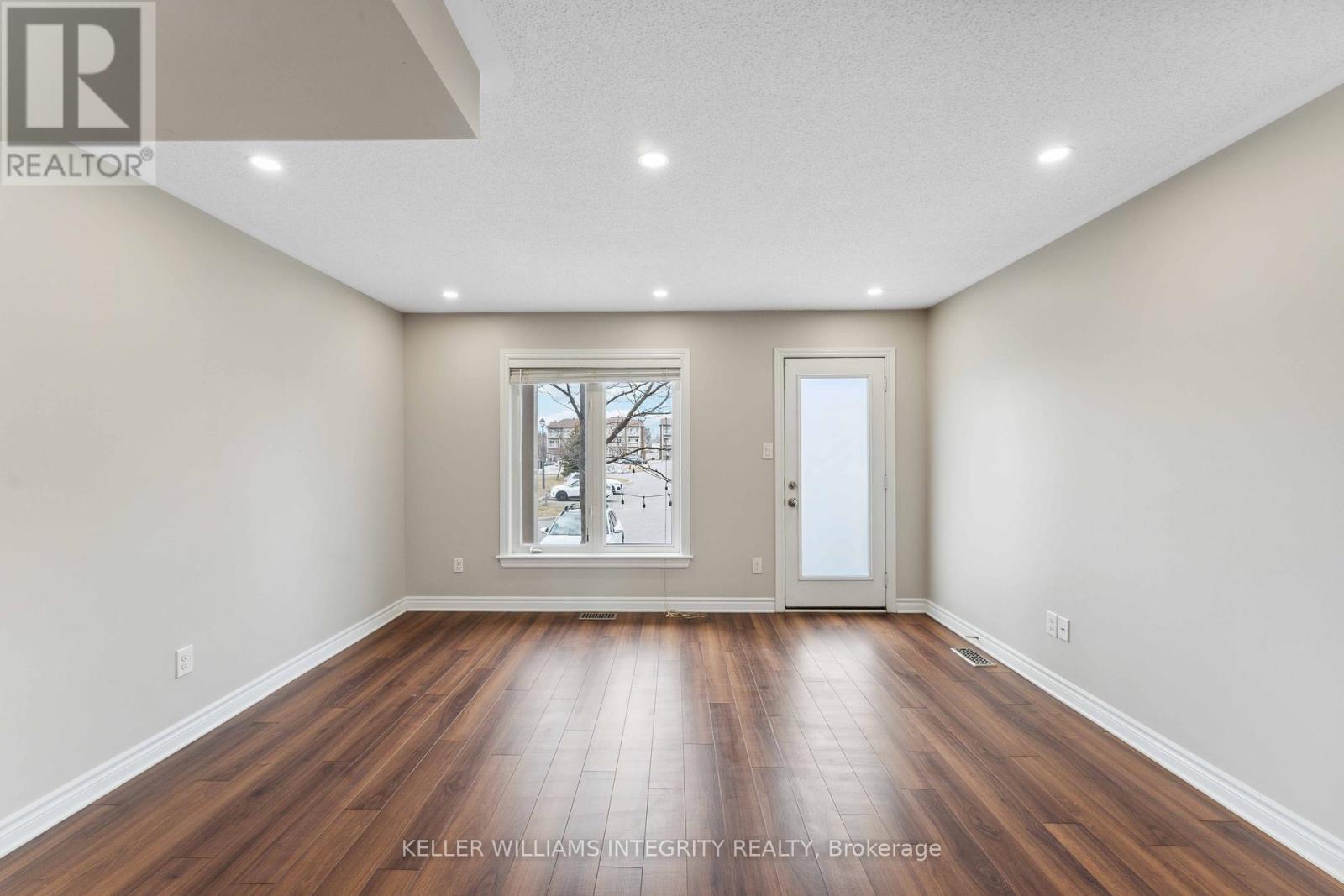 












3363 CAMBRIAN ROAD

,
Ottawa,




Ontario
K2J1S3

