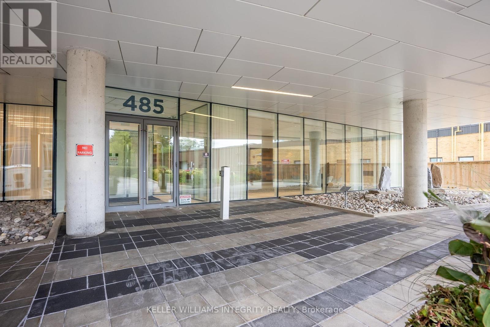 












1007 - 485 RICHMOND ROAD

,
Ottawa,




Ontario
K2A3W9

