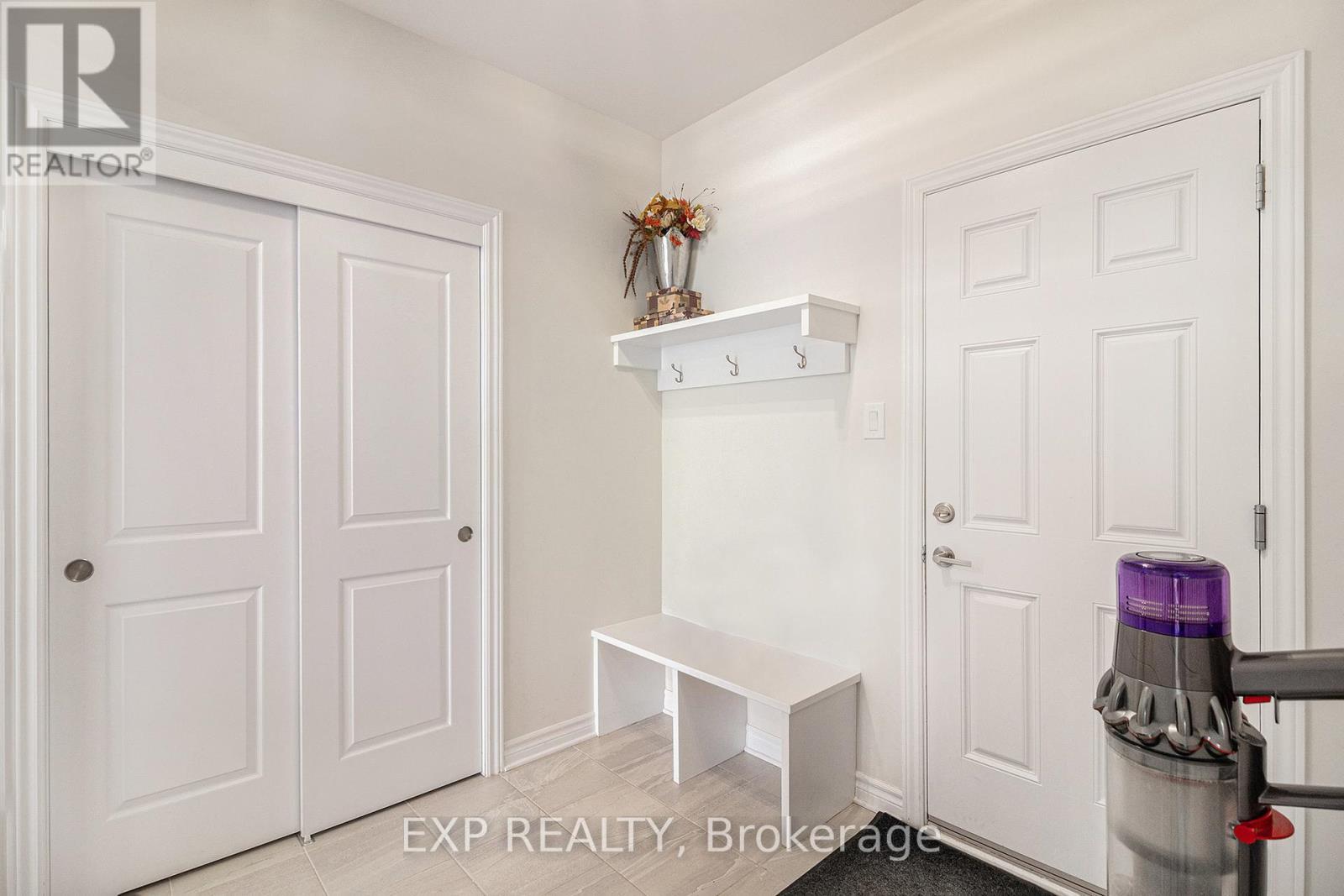 












107 RALLIDALE STREET

,
Ottawa,




Ontario
K1X0G7

