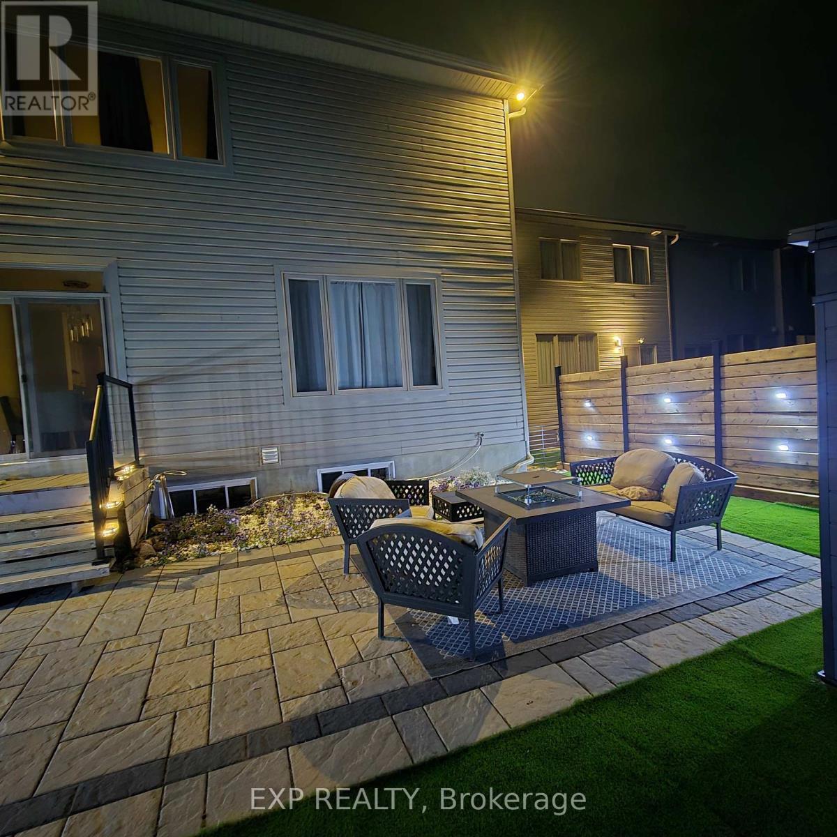 












107 RALLIDALE STREET

,
Ottawa,




Ontario
K1X0G7

