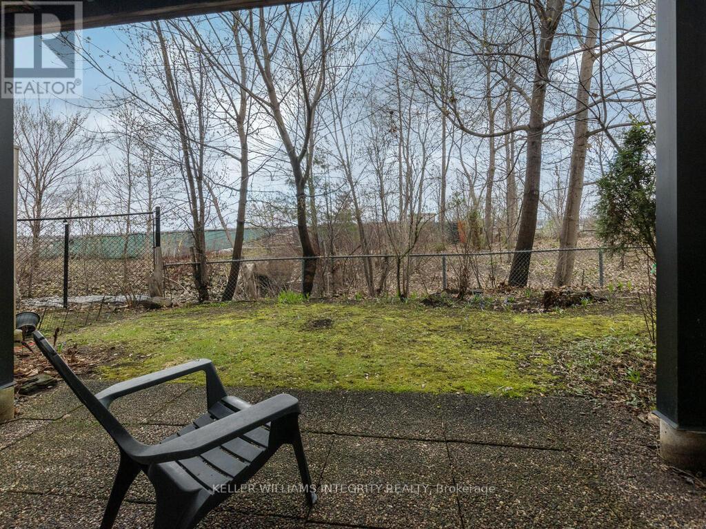 












27 - 655 RICHMOND ROAD

,
Ottawa,




Ontario
K2A3Y3

