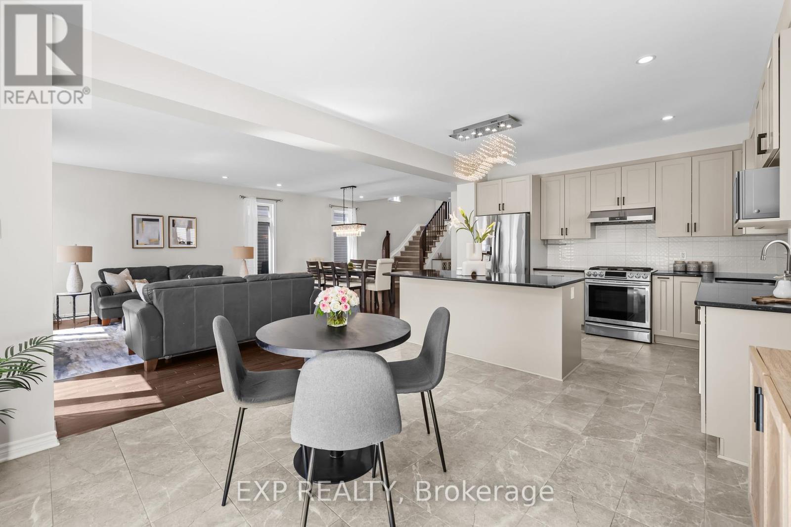 












531 VIVERA PLACE

,
Ottawa,




Ontario
K2S0W2

