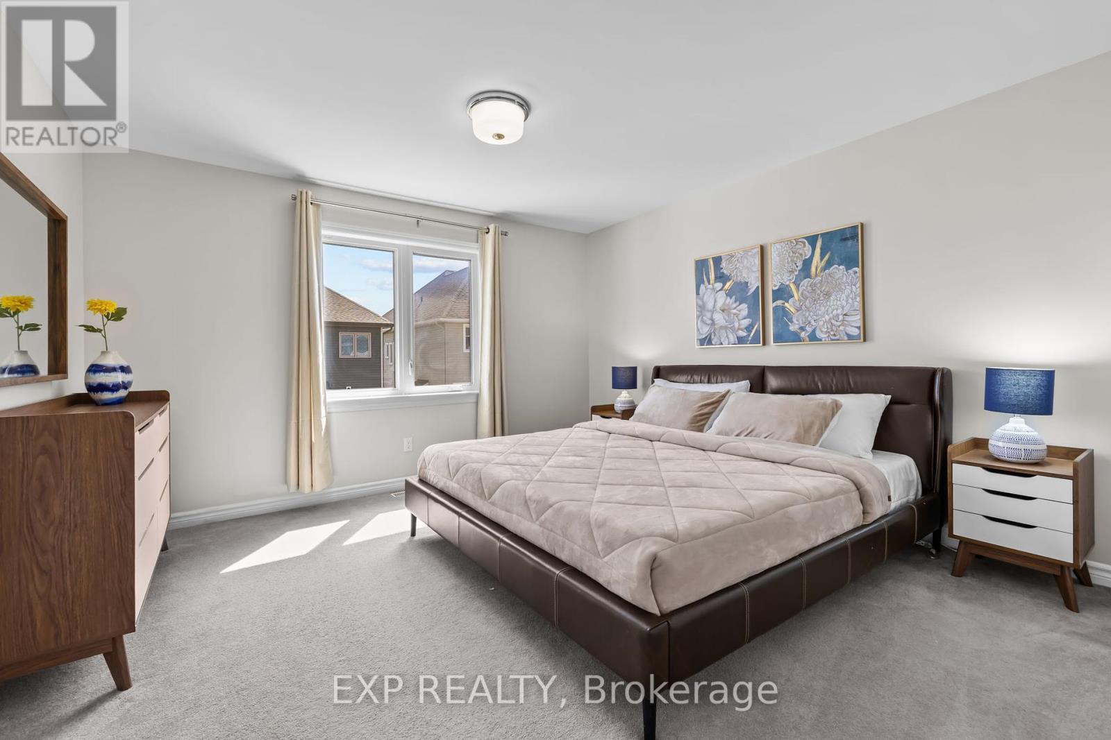 












531 VIVERA PLACE

,
Ottawa,




Ontario
K2S0W2

