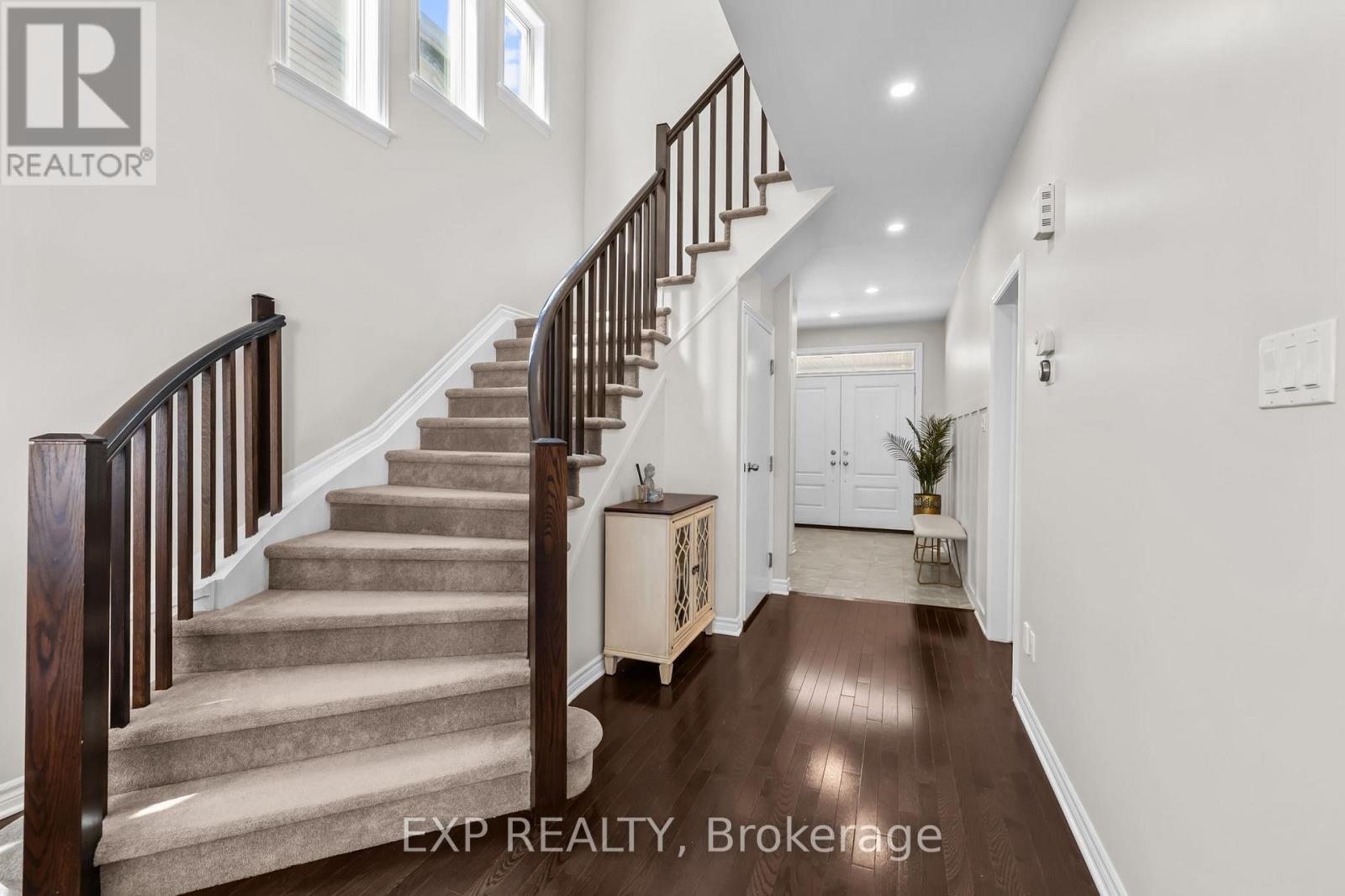 












531 VIVERA PLACE

,
Ottawa,




Ontario
K2S0W2

