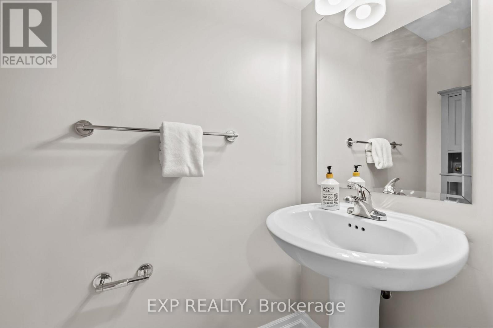 












531 VIVERA PLACE

,
Ottawa,




Ontario
K2S0W2


