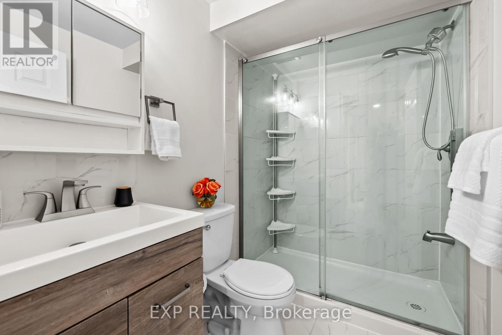 












531 VIVERA PLACE

,
Ottawa,




Ontario
K2S0W2

