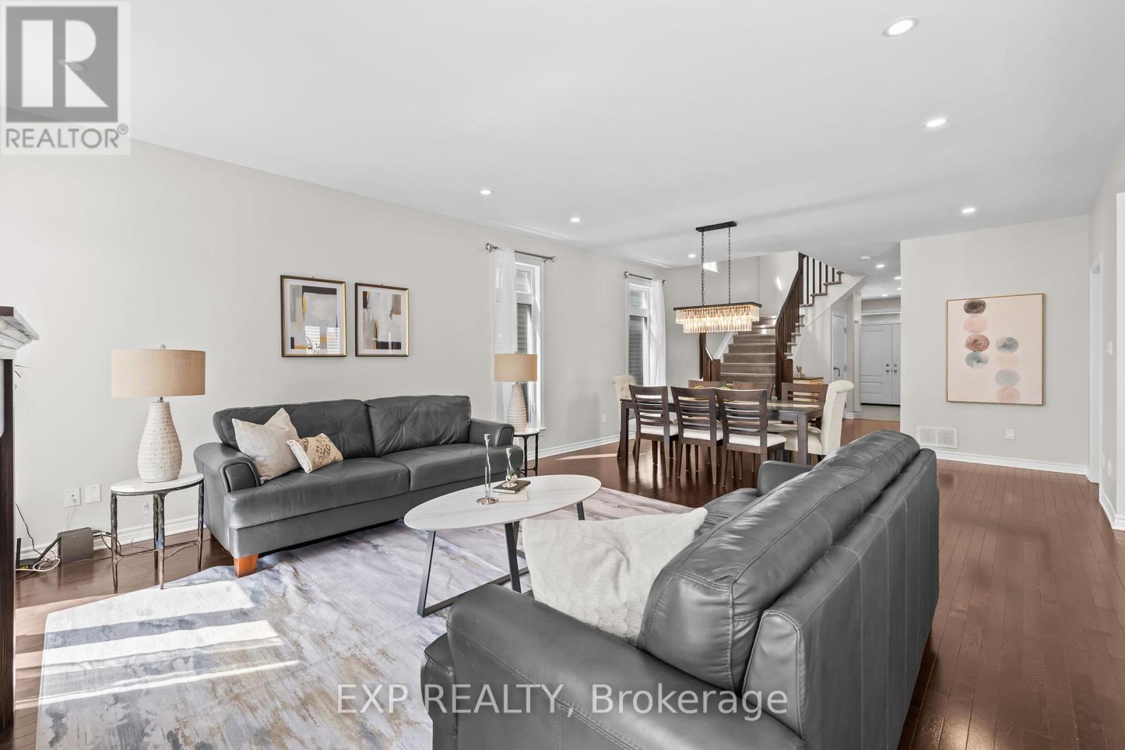 












531 VIVERA PLACE

,
Ottawa,




Ontario
K2S0W2

