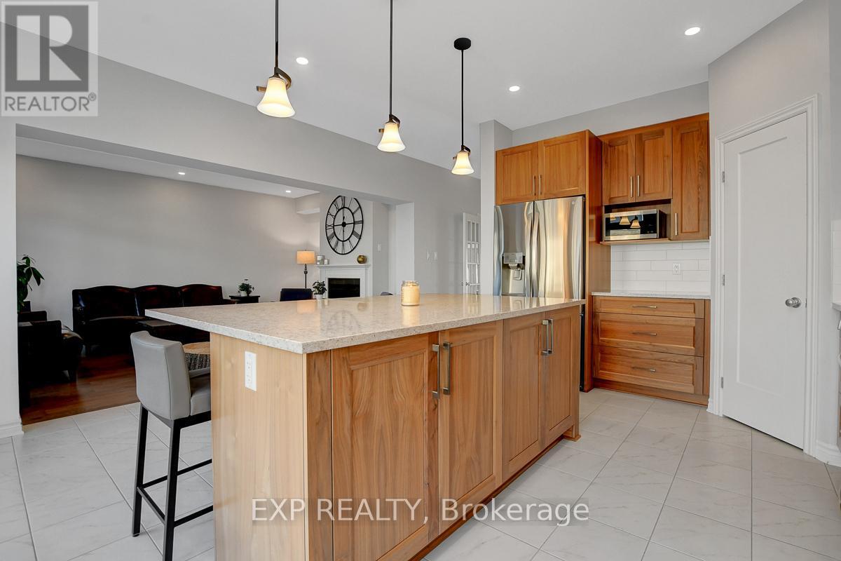 












20 ANGEL HEIGHTS

,
Ottawa,




Ontario
K2S2N3

