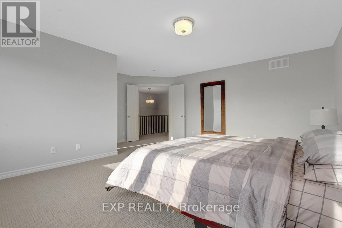 












20 ANGEL HEIGHTS

,
Ottawa,




Ontario
K2S2N3


