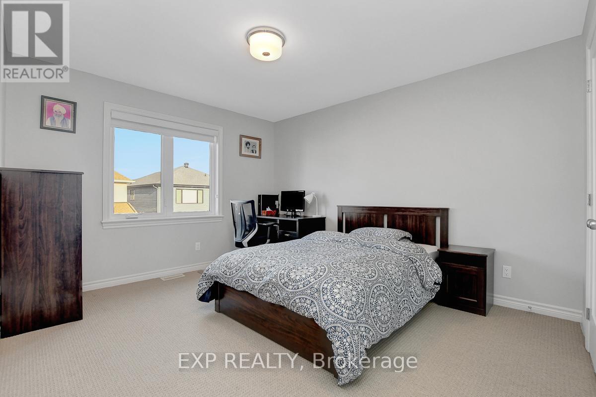 












20 ANGEL HEIGHTS

,
Ottawa,




Ontario
K2S2N3


