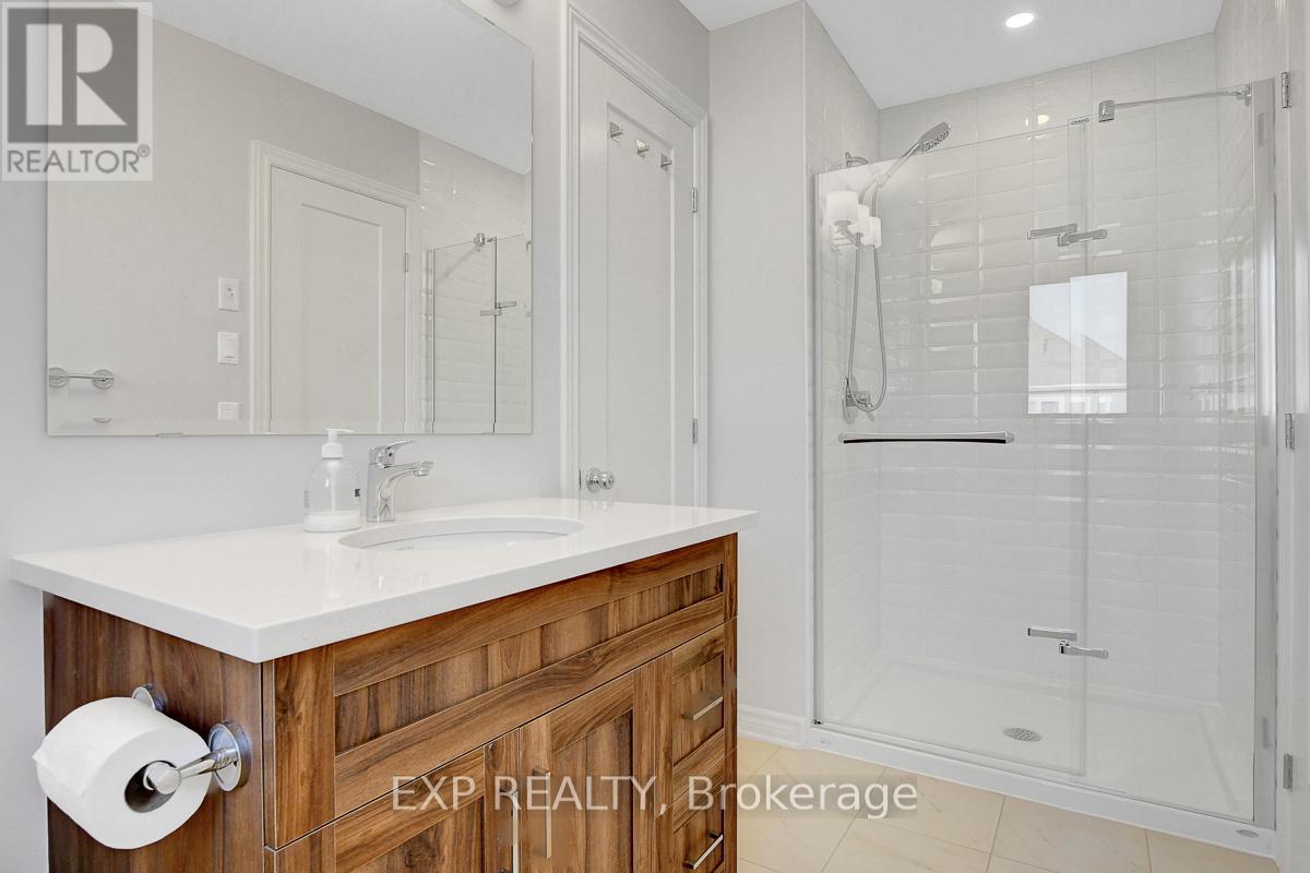 












20 ANGEL HEIGHTS

,
Ottawa,




Ontario
K2S2N3

