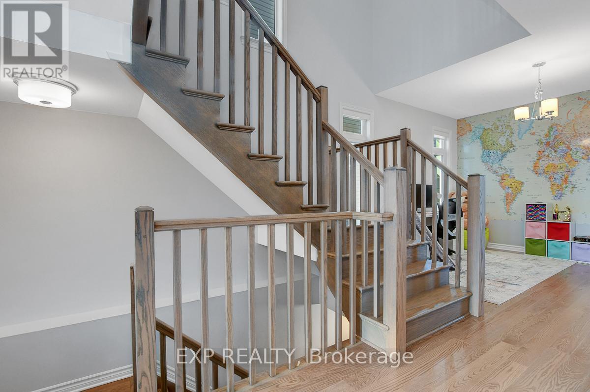 












20 ANGEL HEIGHTS

,
Ottawa,




Ontario
K2S2N3

