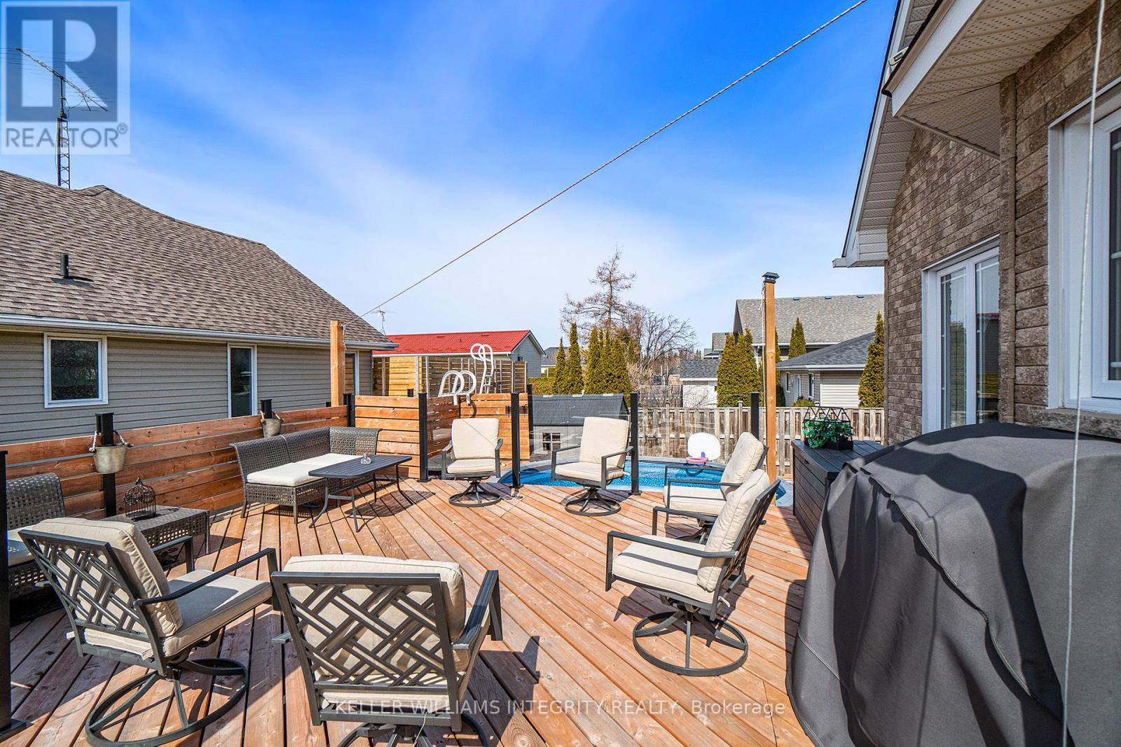 












55 ROWAN DRIVE

,
South Dundas,




Ontario
K0C1X0


