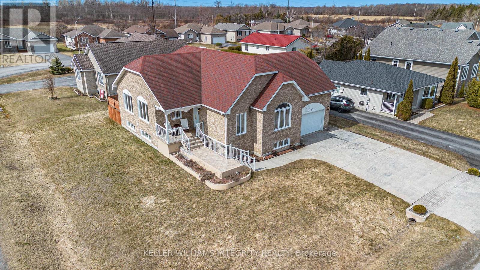 












55 ROWAN DRIVE

,
South Dundas,




Ontario
K0C1X0

