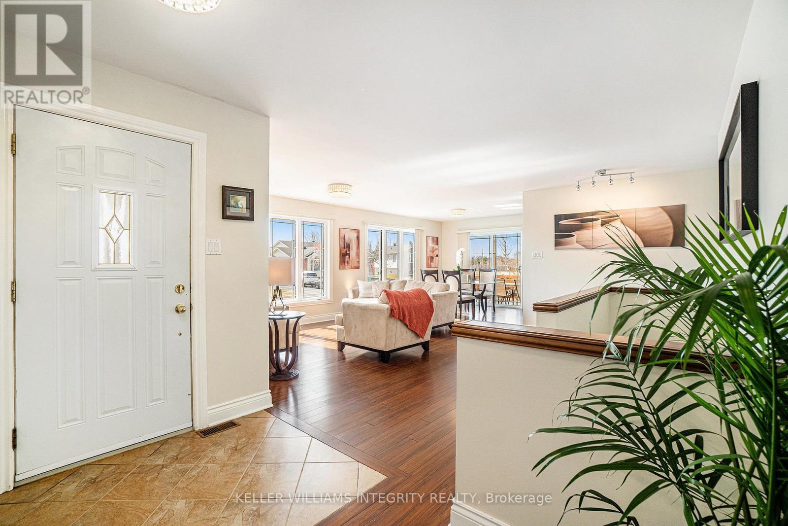 












55 ROWAN DRIVE

,
South Dundas,




Ontario
K0C1X0

