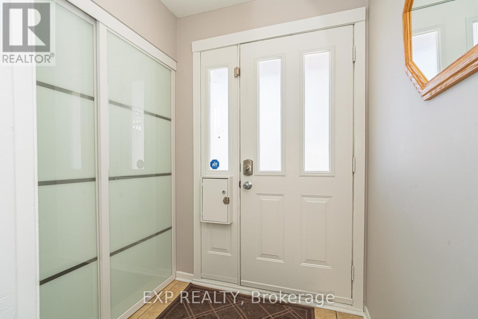 












3127 QUAIL DRIVE

,
Ottawa,




Ontario
K1T1T9

