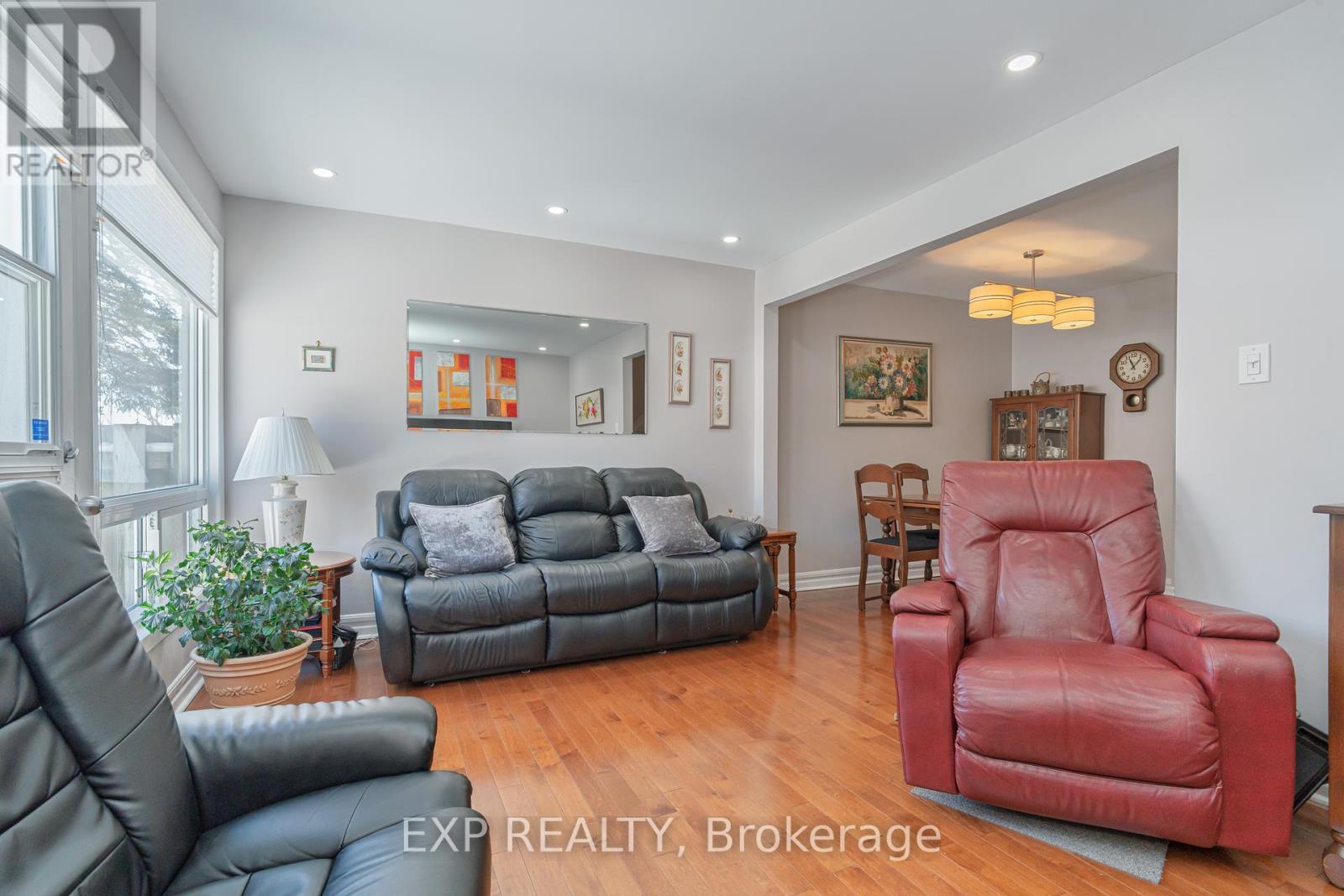 












3127 QUAIL DRIVE

,
Ottawa,




Ontario
K1T1T9

