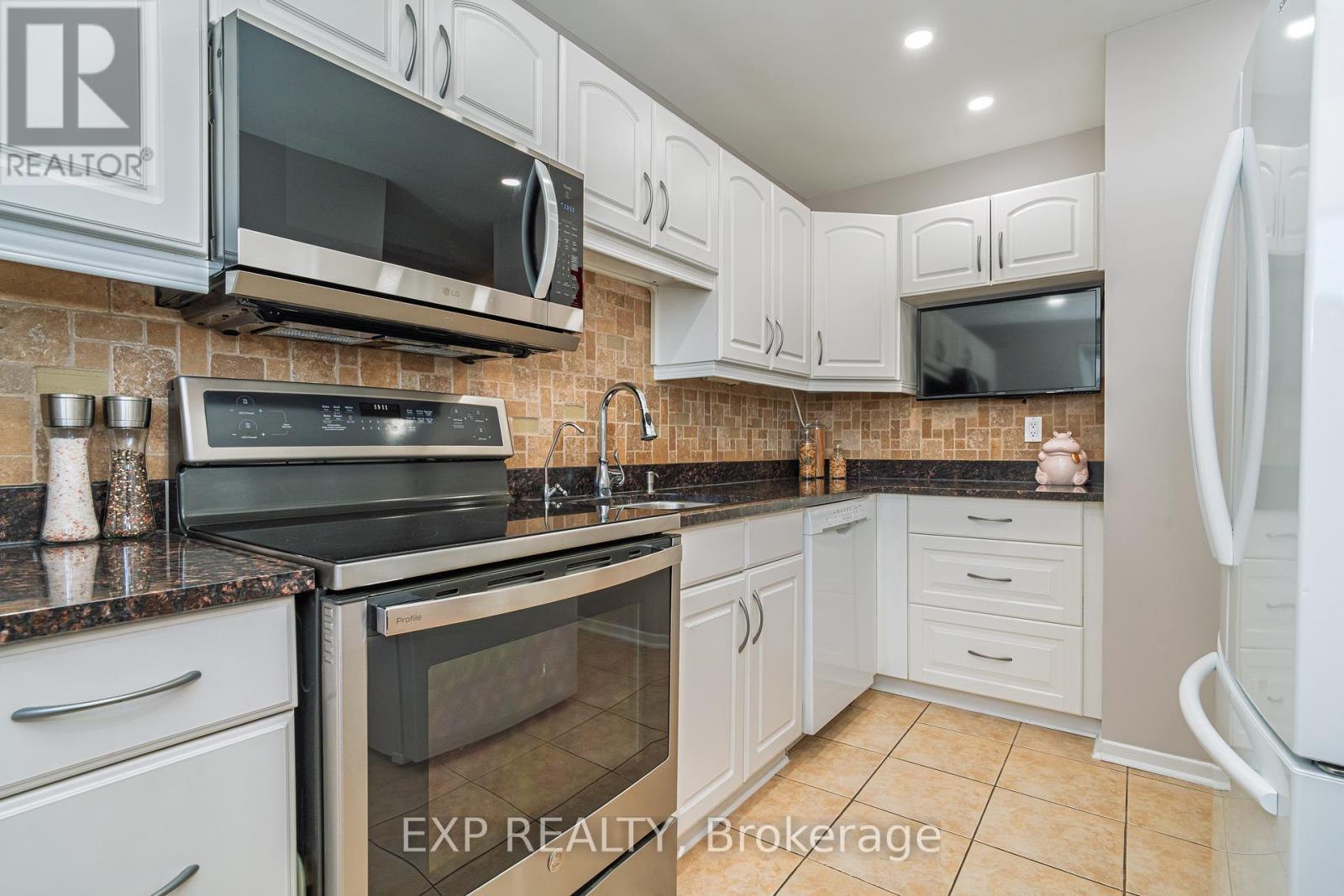 












3127 QUAIL DRIVE

,
Ottawa,




Ontario
K1T1T9

