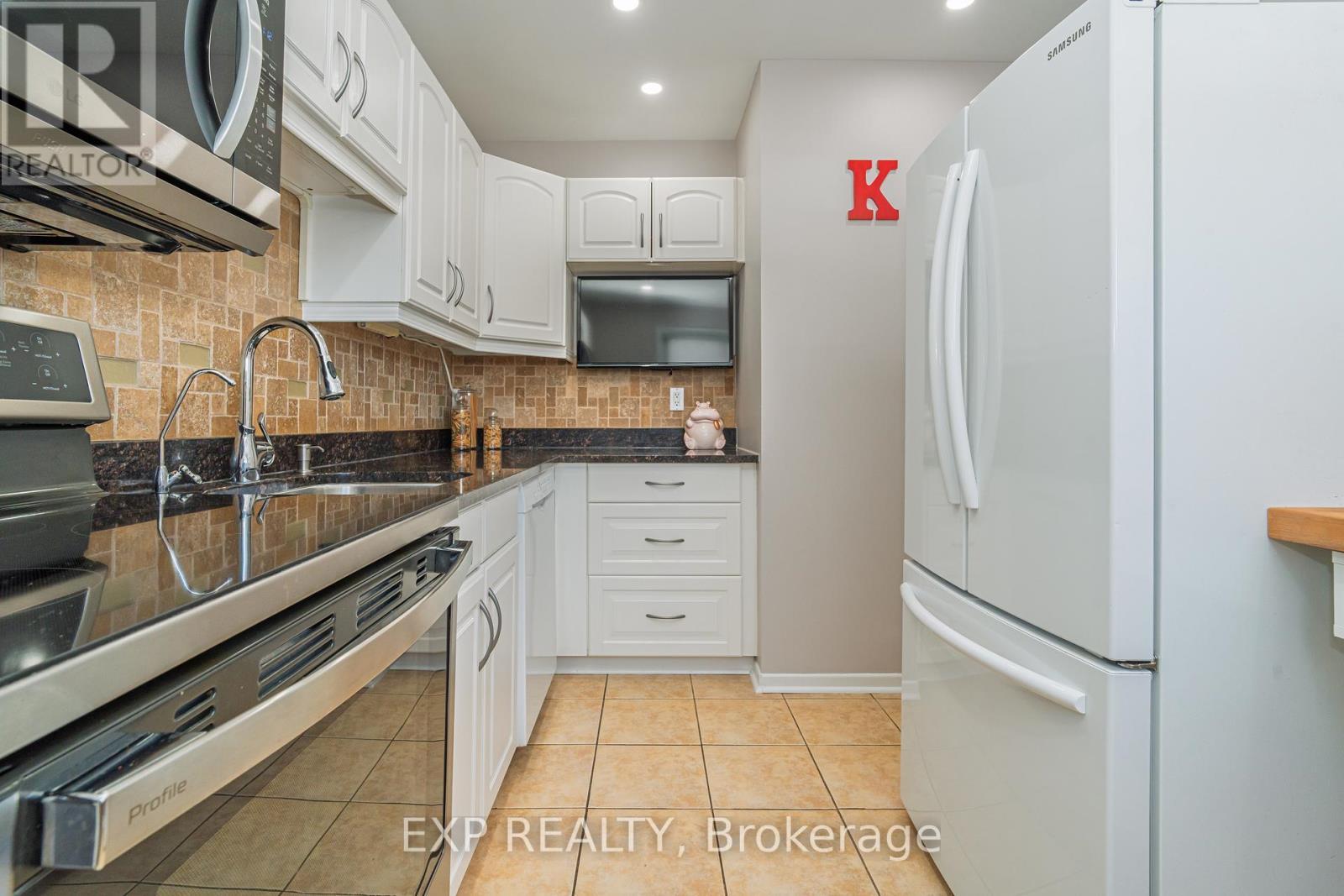 












3127 QUAIL DRIVE

,
Ottawa,




Ontario
K1T1T9

