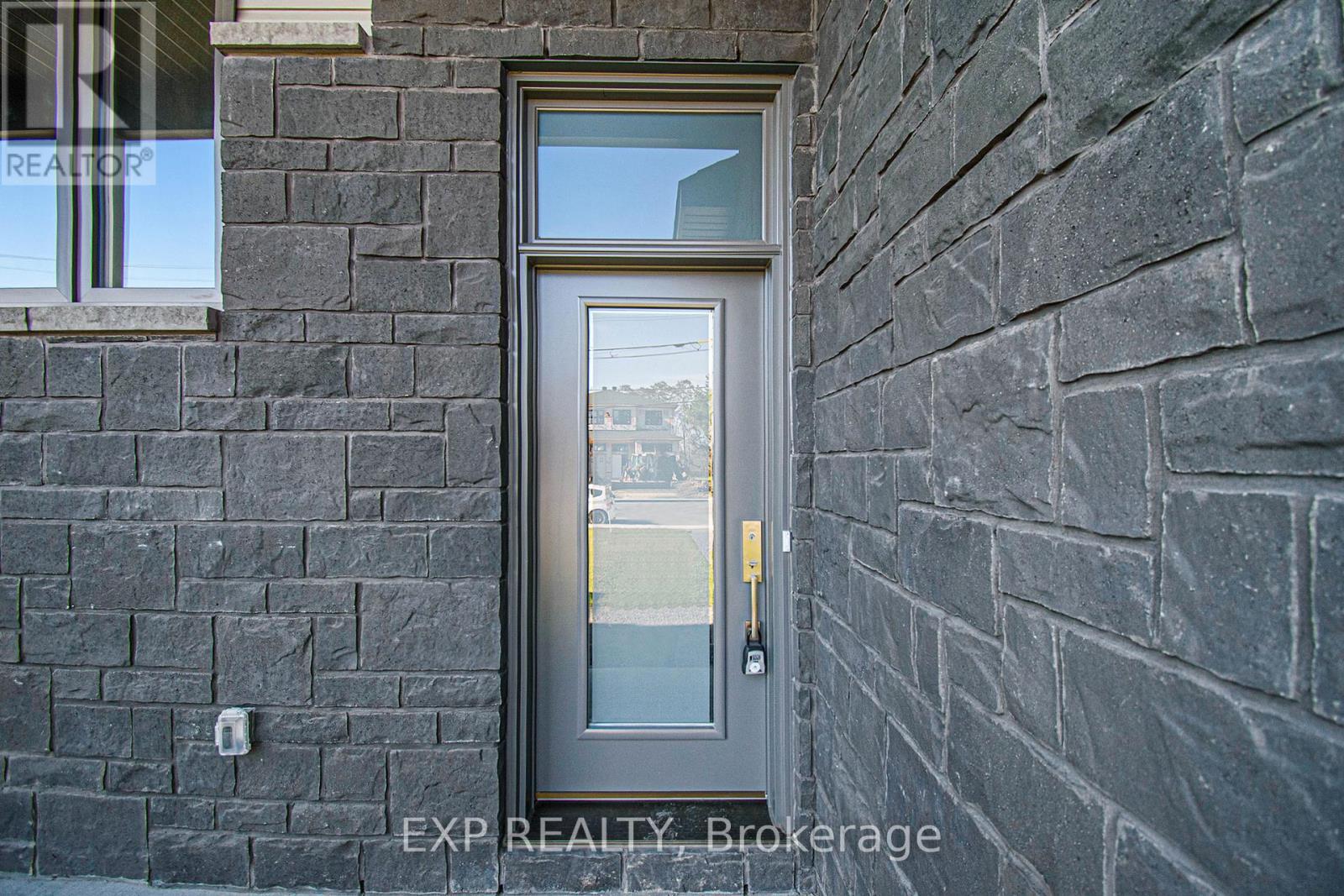 












1206 STE MARIE STREET

,
Russell,




Ontario
K0A1W0

