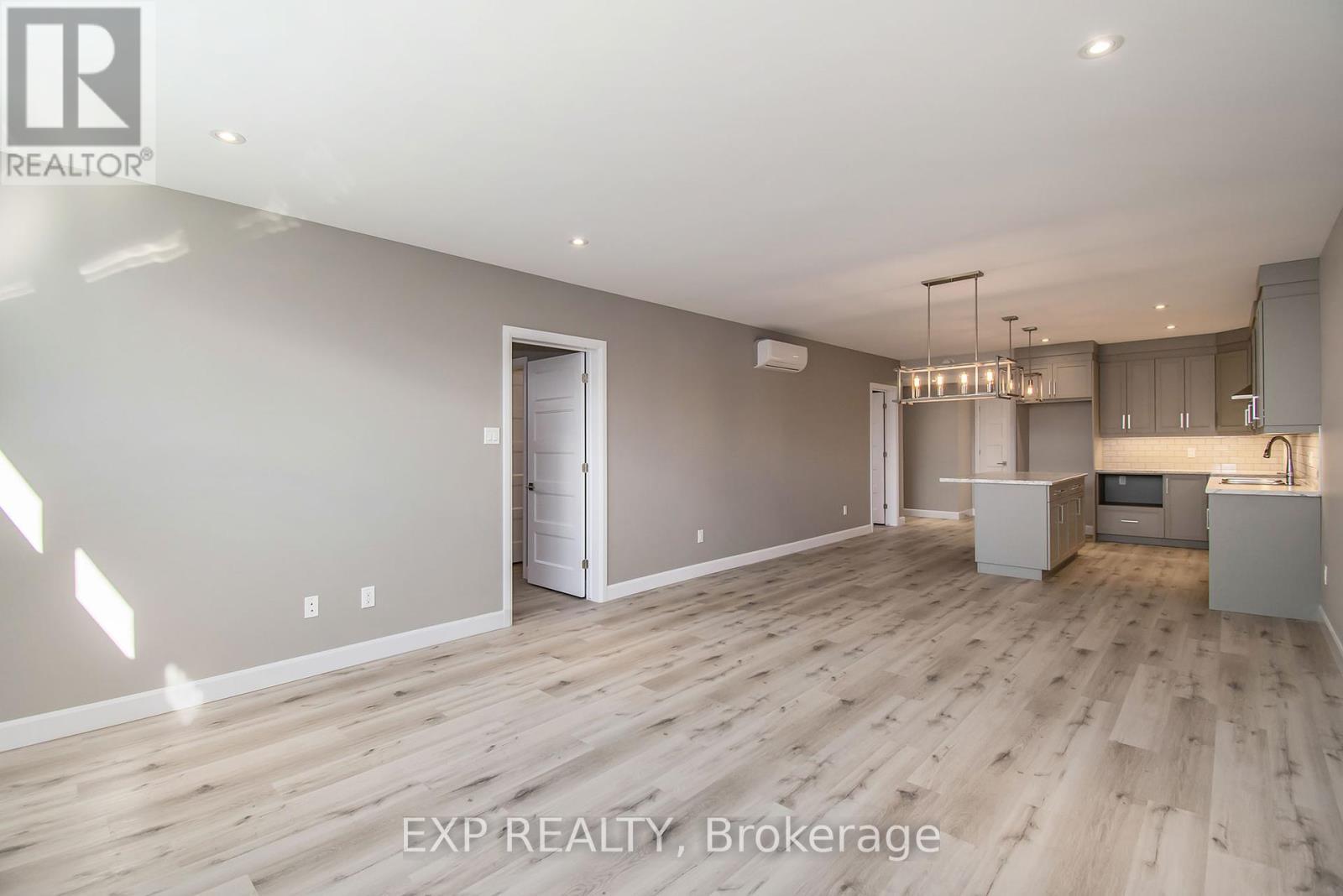 












1206 STE MARIE STREET

,
Russell,




Ontario
K0A1W0

