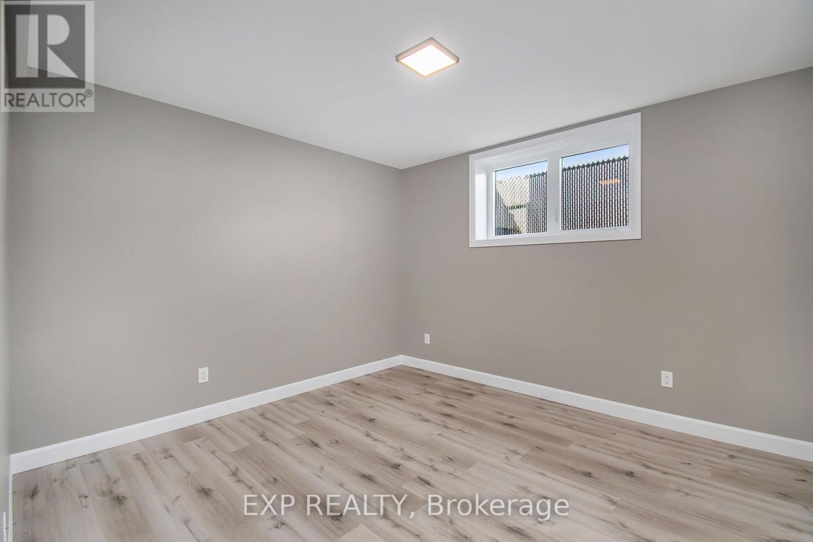 












1206 STE MARIE STREET

,
Russell,




Ontario
K0A1W0

