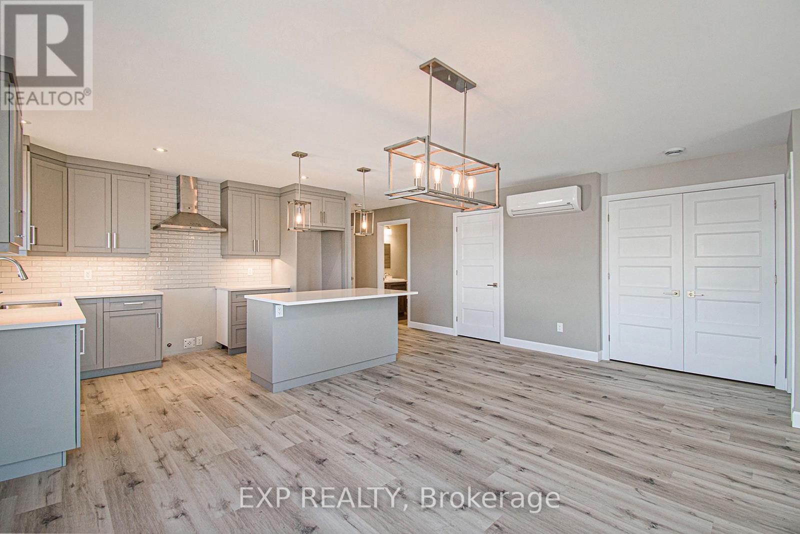 












1206 STE MARIE STREET

,
Russell,




Ontario
K0A1W0

