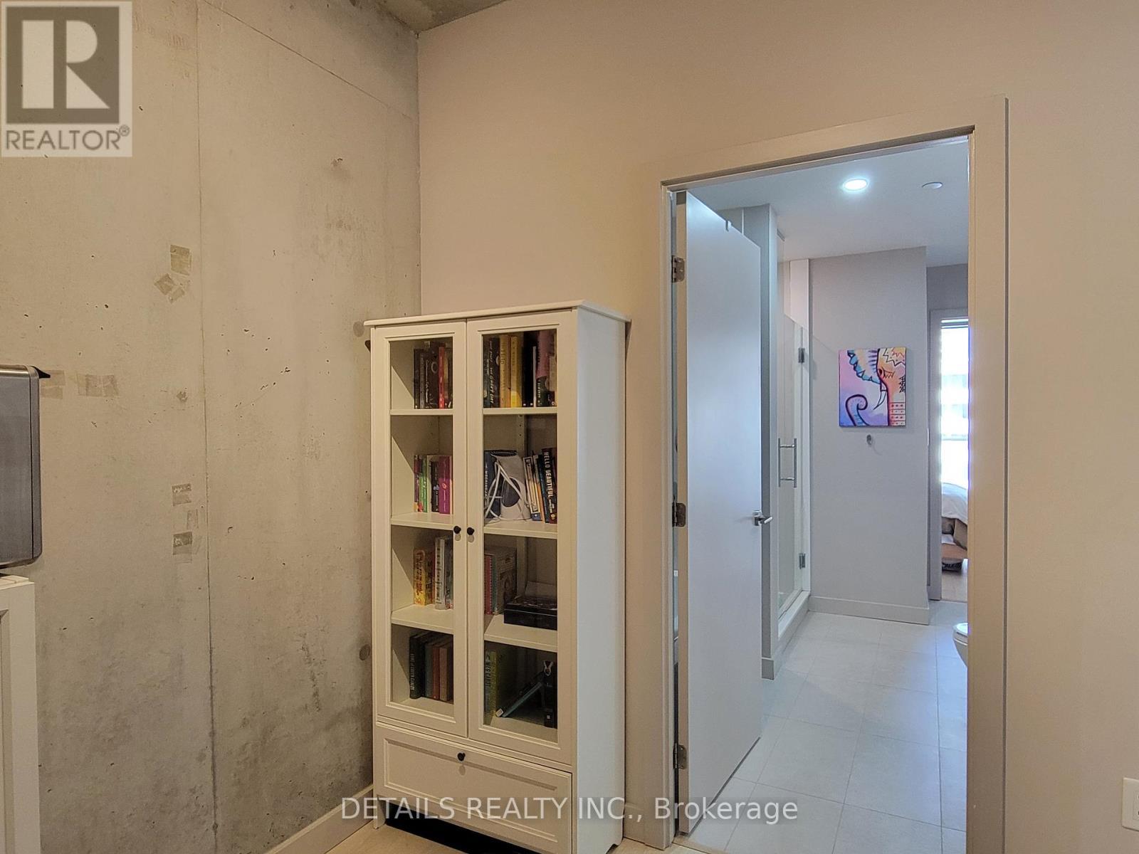 












812 - 224 LYON STREET N

,
Ottawa,




Ontario
K1R5V9


