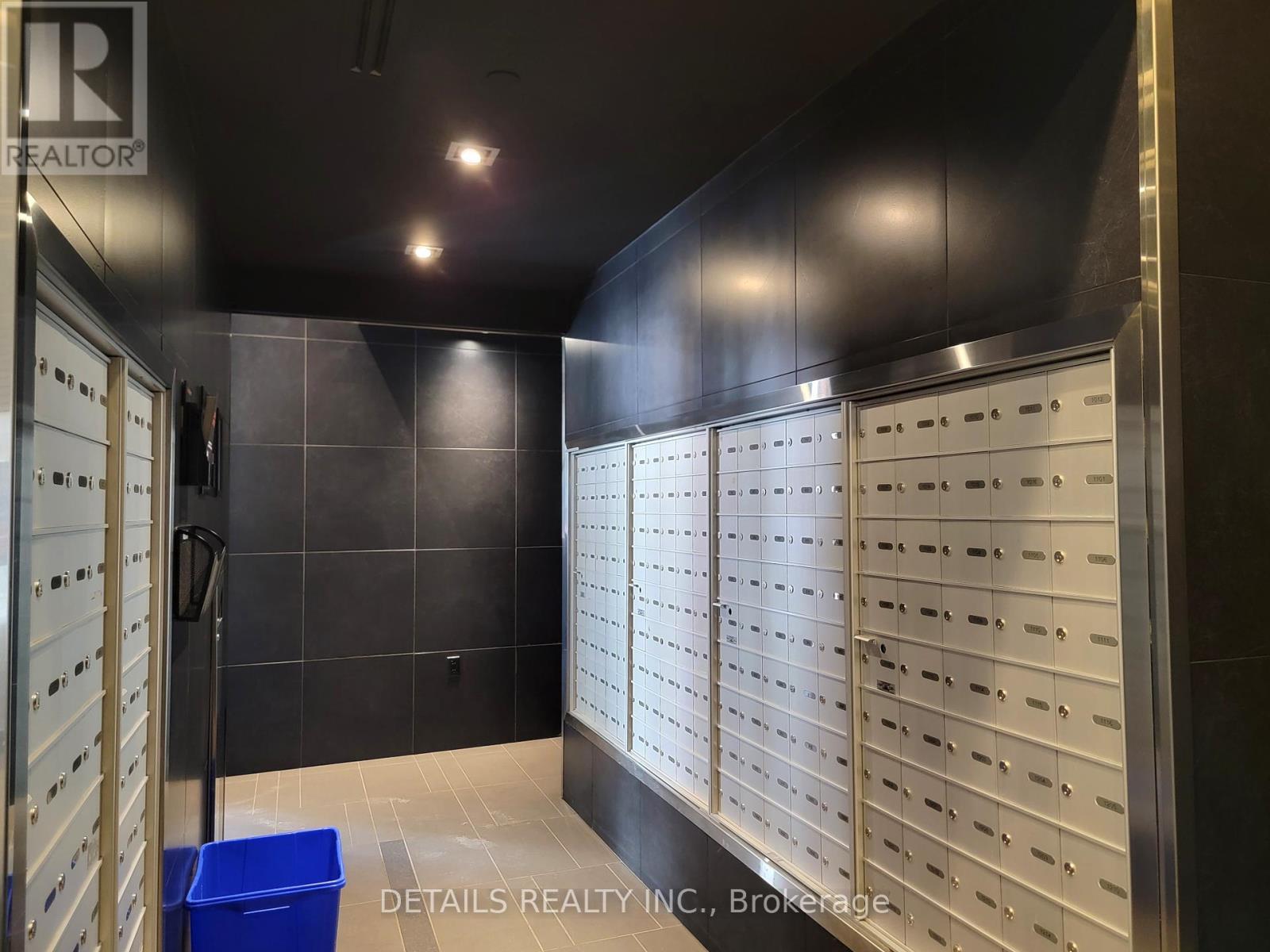












812 - 224 LYON STREET N

,
Ottawa,




Ontario
K1R5V9

