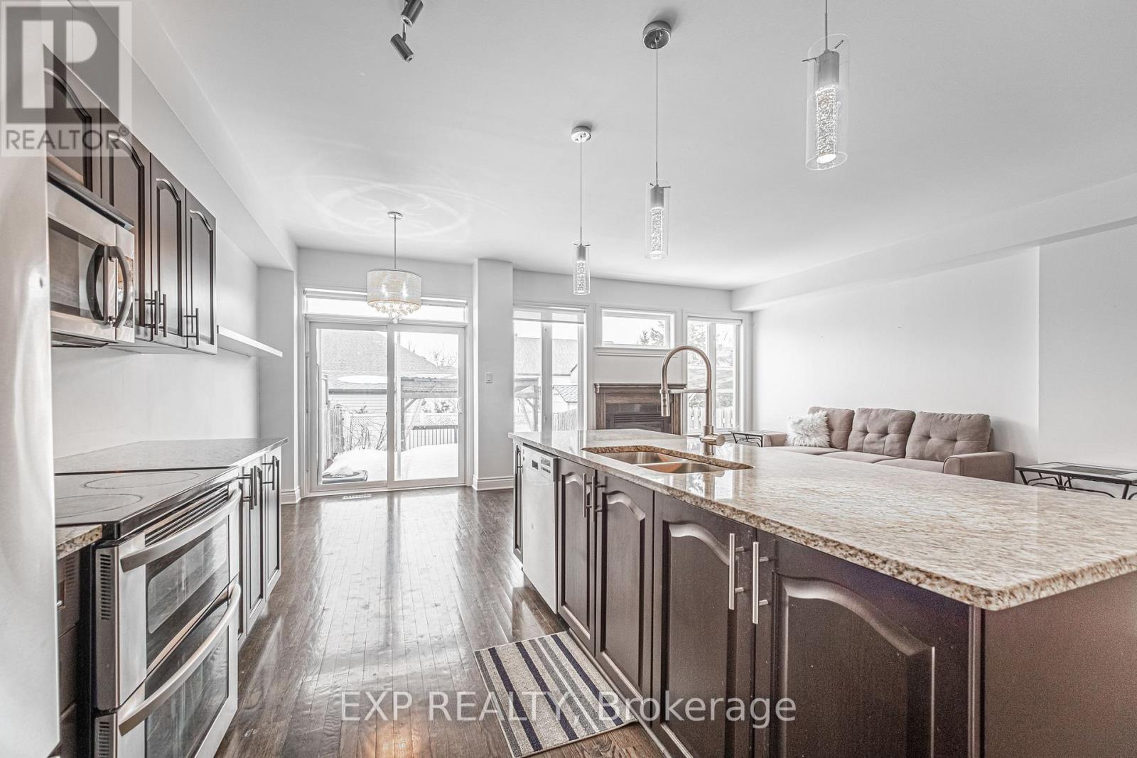 












6777 BREANNA CARDILL STREET

,
Ottawa,




Ontario
K4P0C1

