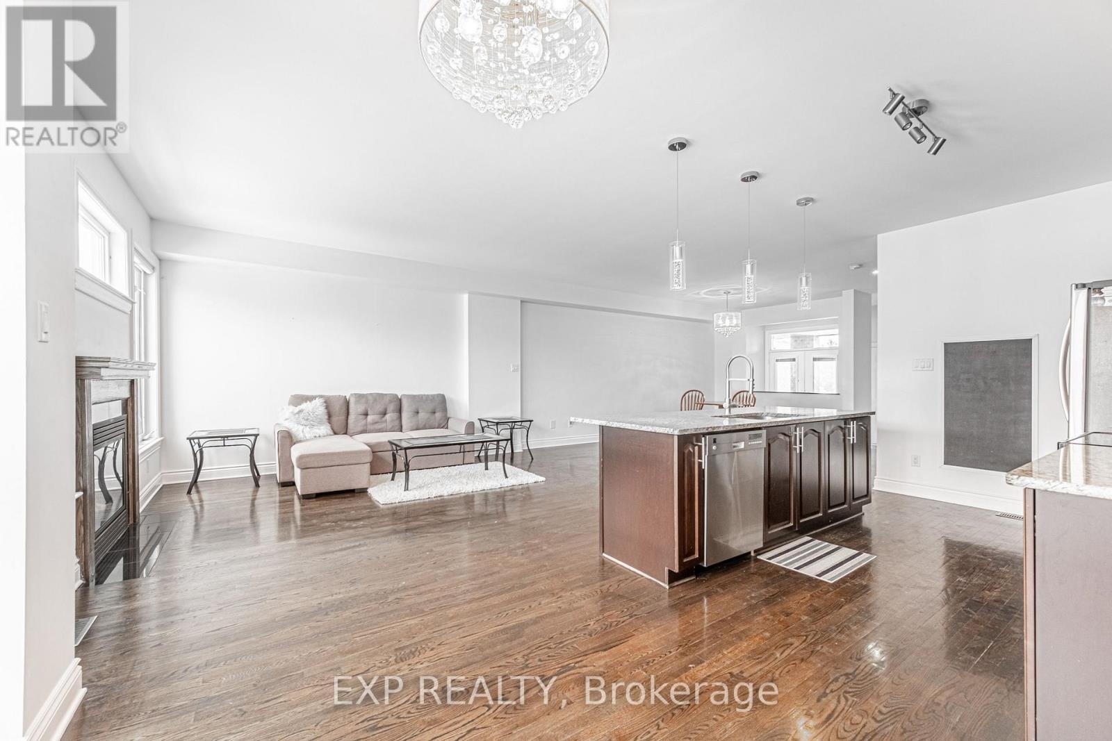 












6777 BREANNA CARDILL STREET

,
Ottawa,




Ontario
K4P0C1

