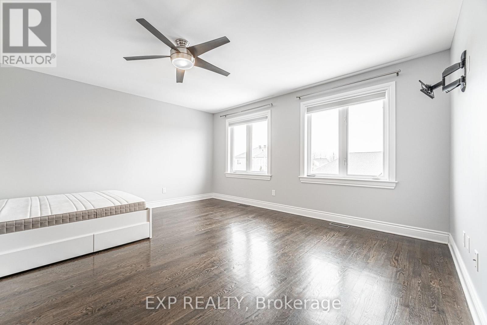 












6777 BREANNA CARDILL STREET

,
Ottawa,




Ontario
K4P0C1

