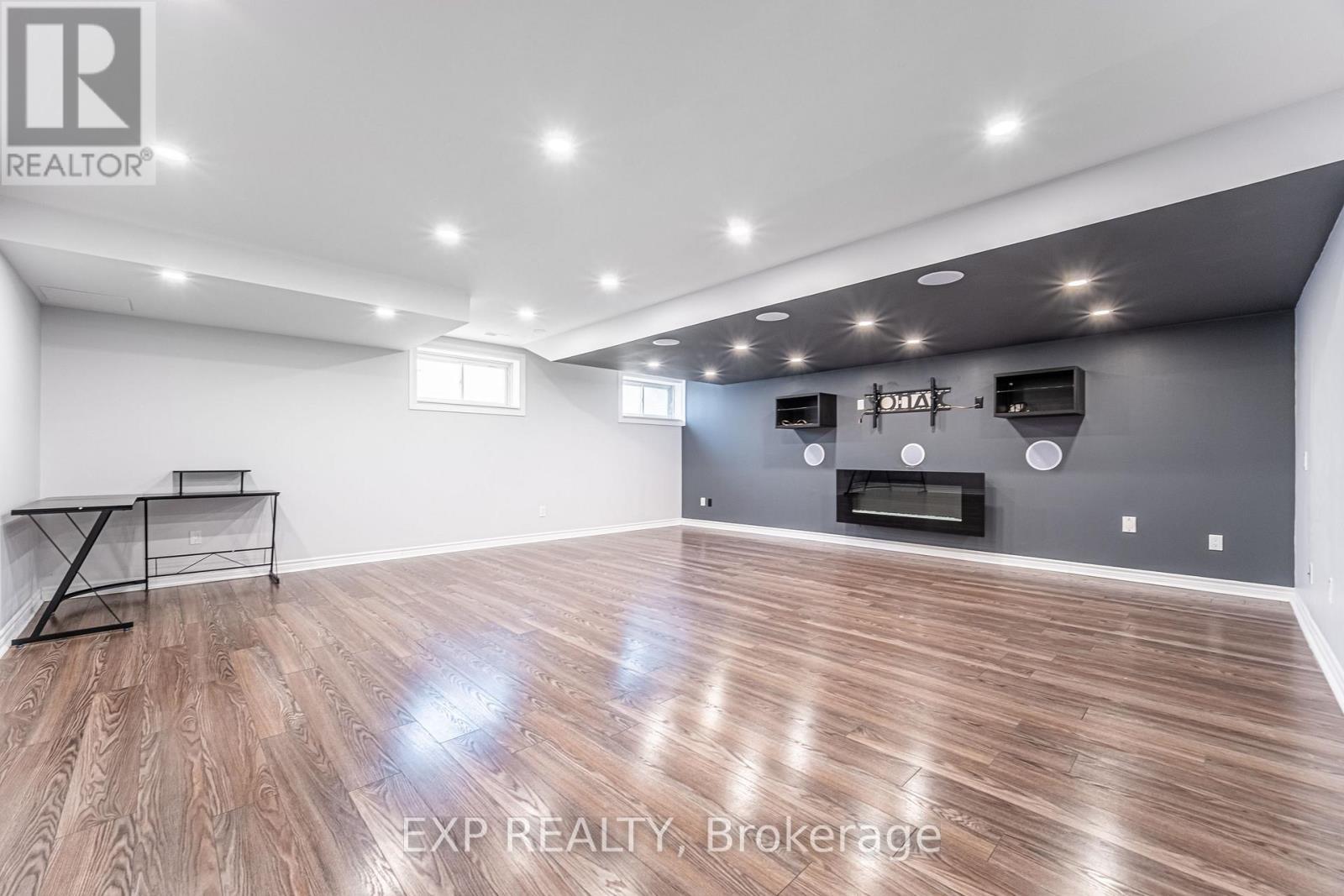 












6777 BREANNA CARDILL STREET

,
Ottawa,




Ontario
K4P0C1


