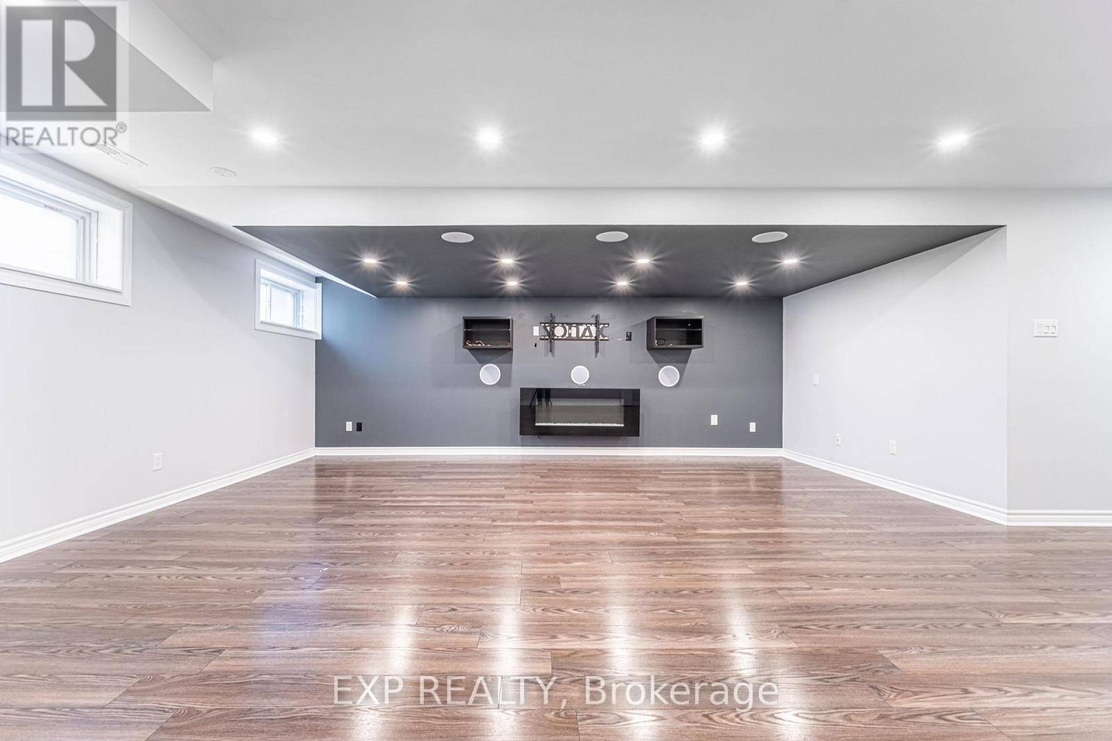 












6777 BREANNA CARDILL STREET

,
Ottawa,




Ontario
K4P0C1

