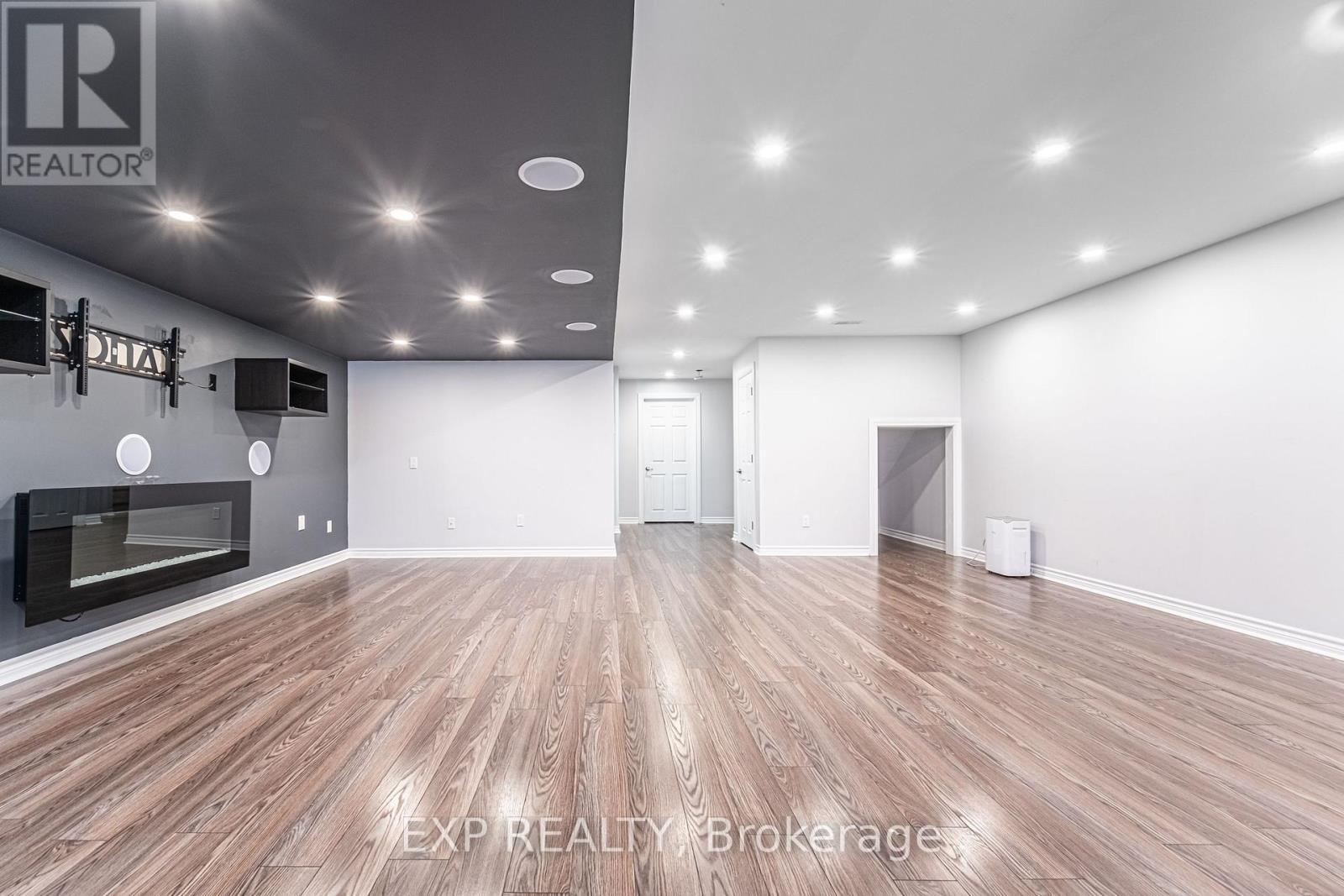 












6777 BREANNA CARDILL STREET

,
Ottawa,




Ontario
K4P0C1

