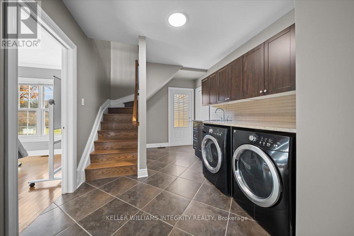 












38 MARCHVALE DRIVE

,
Ottawa,




Ontario
K2W1C2

