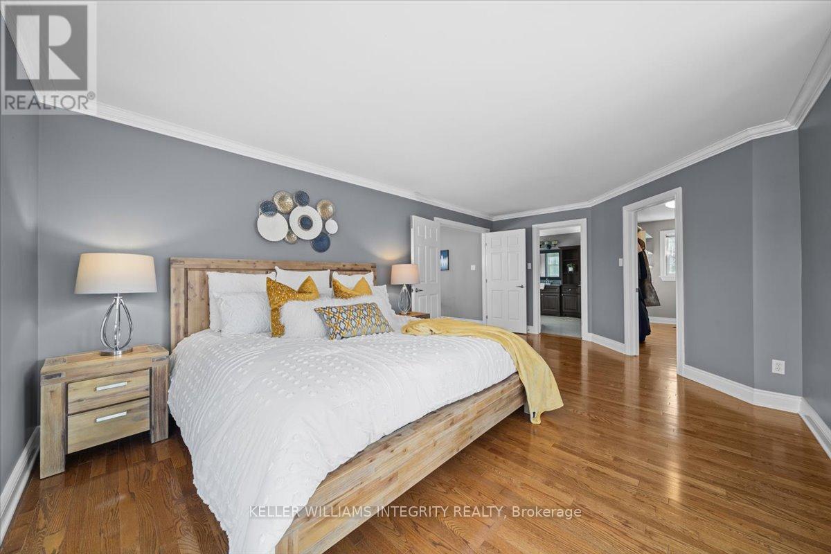 












38 MARCHVALE DRIVE

,
Ottawa,




Ontario
K2W1C2

