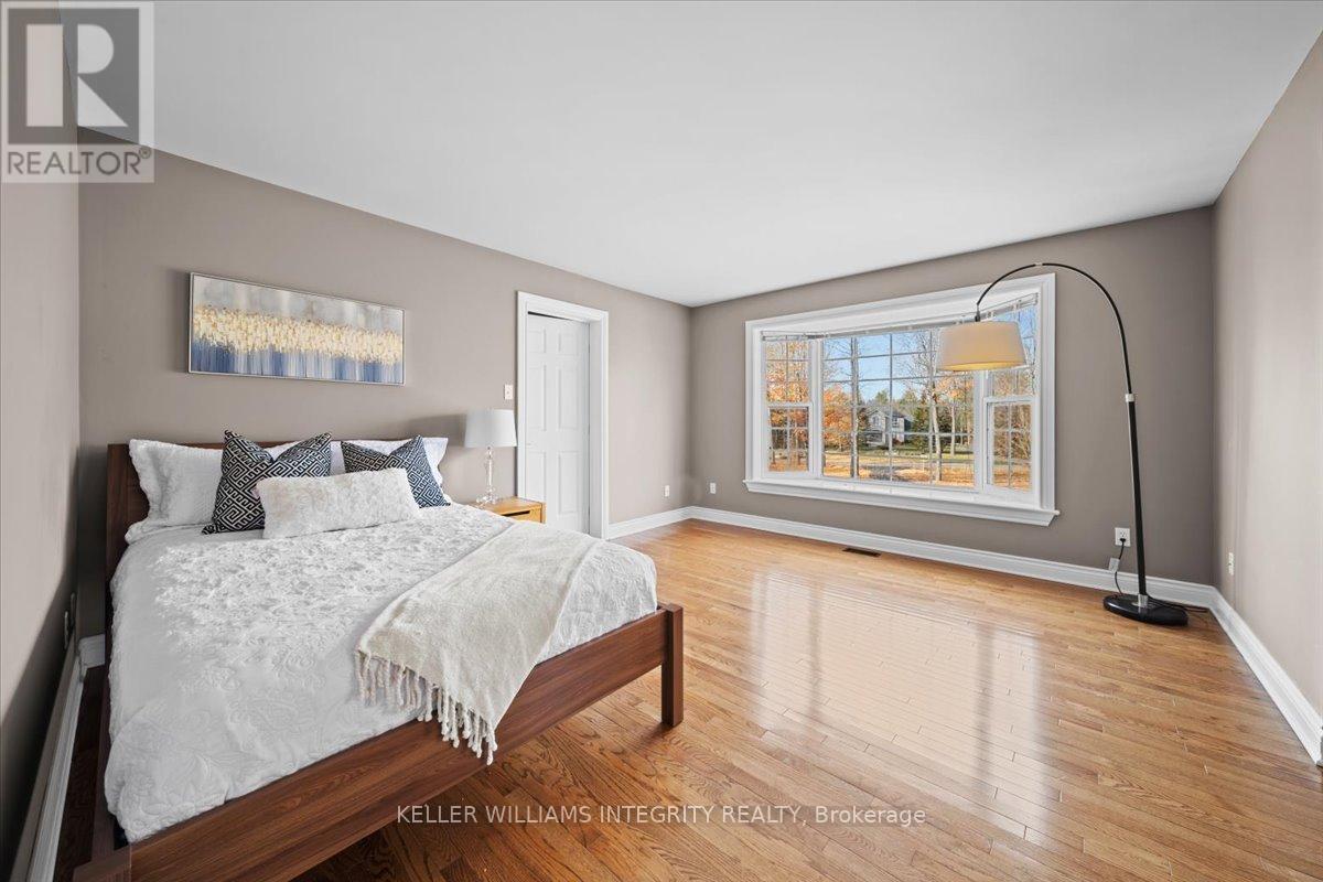 












38 MARCHVALE DRIVE

,
Ottawa,




Ontario
K2W1C2

